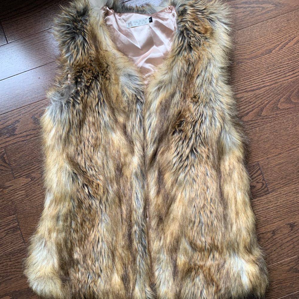 EUC Faux Fur Vest